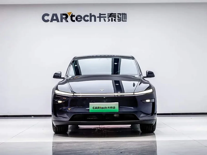 Tesla Model Y — фото 2