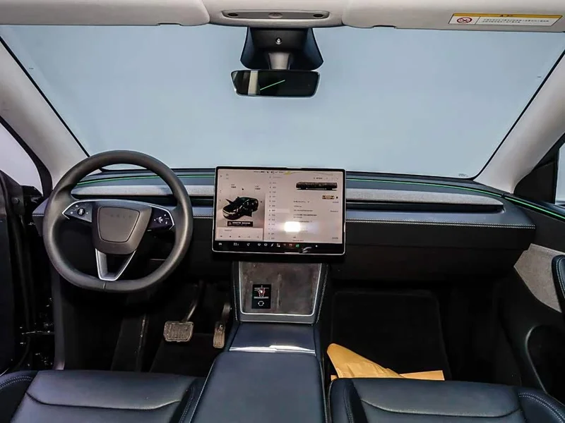 Tesla Model Y — фото 26