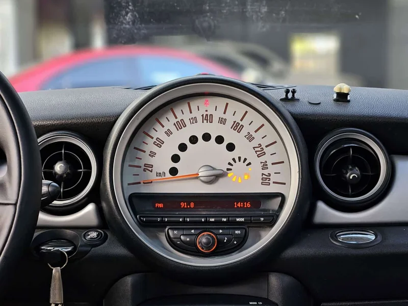MINI CLUBMAN — фото 17