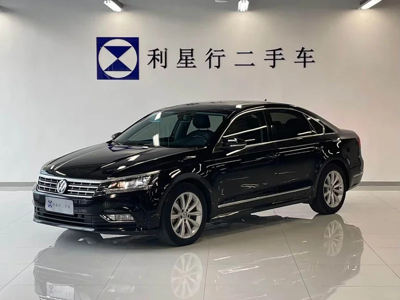 Volkswagen Passat — фото 1