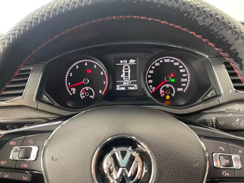 Volkswagen Passat — фото 6