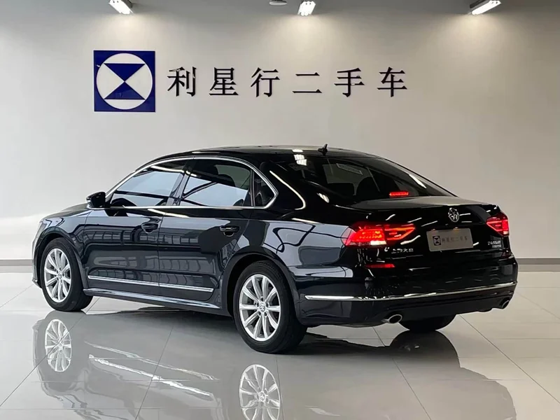 Volkswagen Passat — фото 9