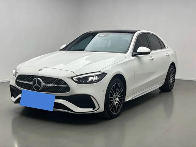 Mercedes-Benz C-Class — фото 1