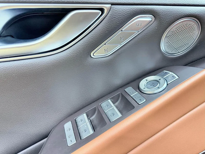 Genesis G80 — фото 23
