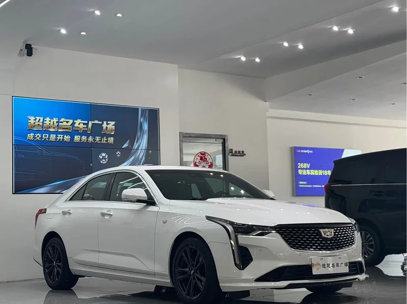 Cadillac CT4 — фото 3