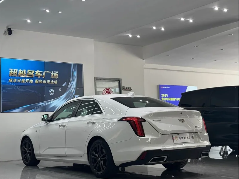 Cadillac CT4 — фото 4