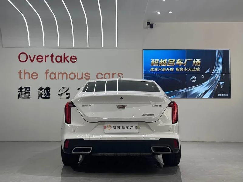 Cadillac CT4 — фото 5