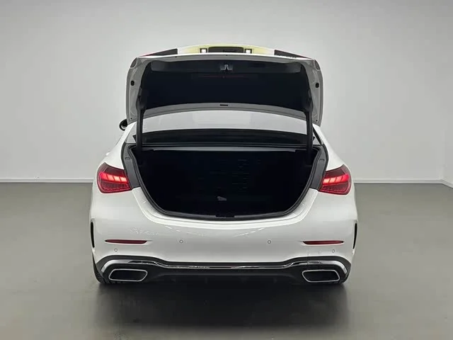 Mercedes-Benz C-Class — фото 12