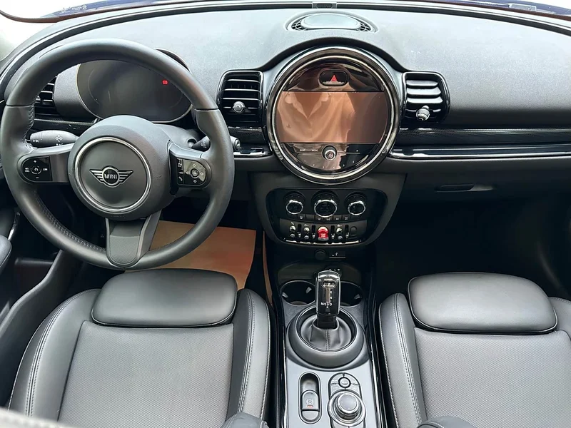 MINI CLUBMAN — фото 6