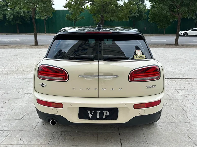 MINI CLUBMAN — фото 9