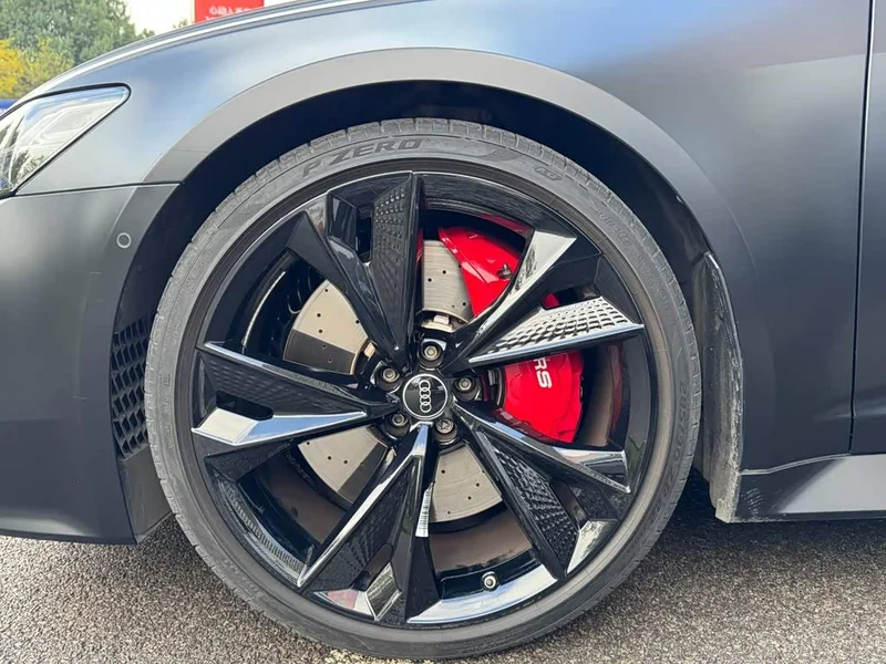 Audi RS 6 — фото 12