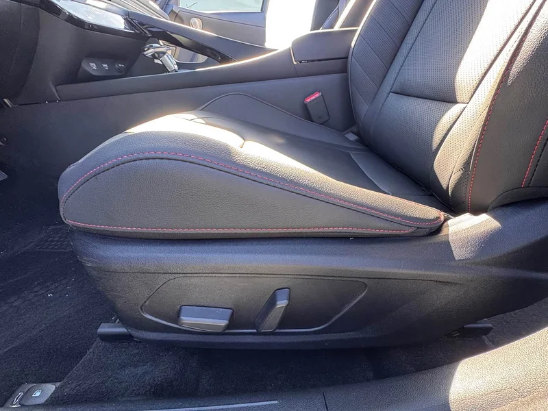 Hyundai Elantra — фото 14