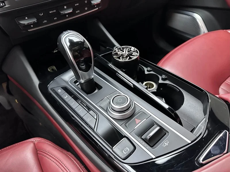 Maserati Levante — фото 18