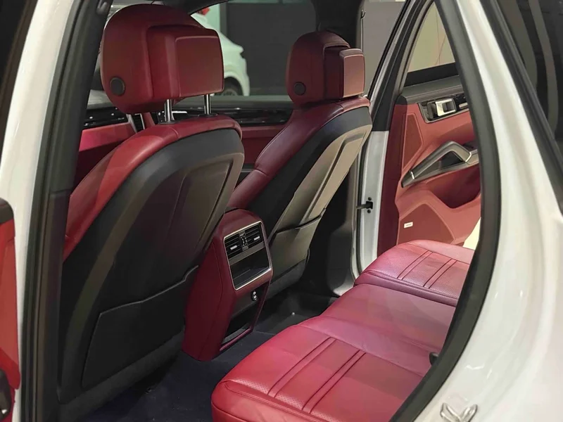 Porsche Cayenne — фото 8