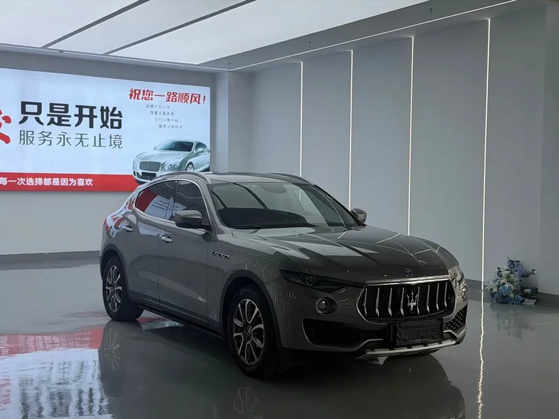Maserati Levante — фото 3