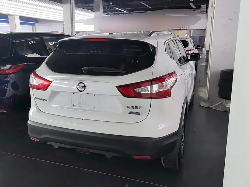 Nissan Qashqai — фото 3