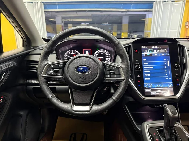 Subaru Crosstrek — фото 13