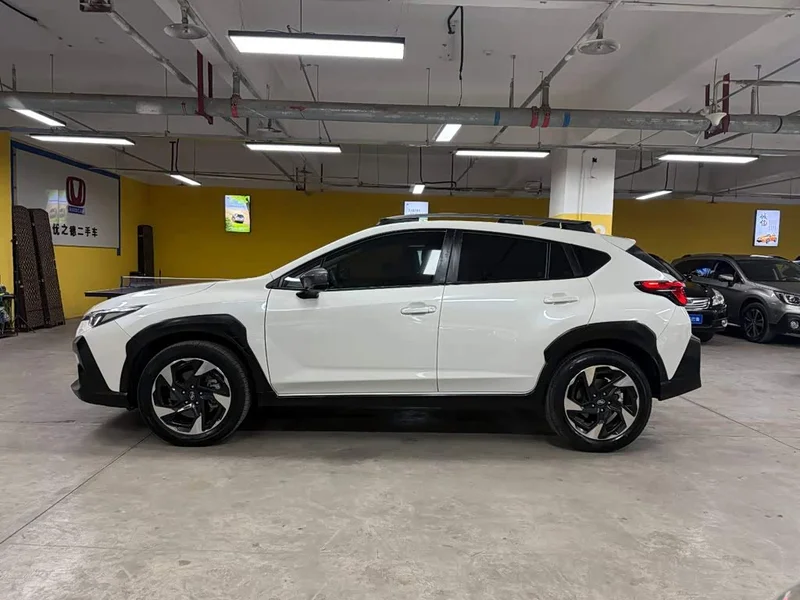 Subaru Crosstrek — фото 4