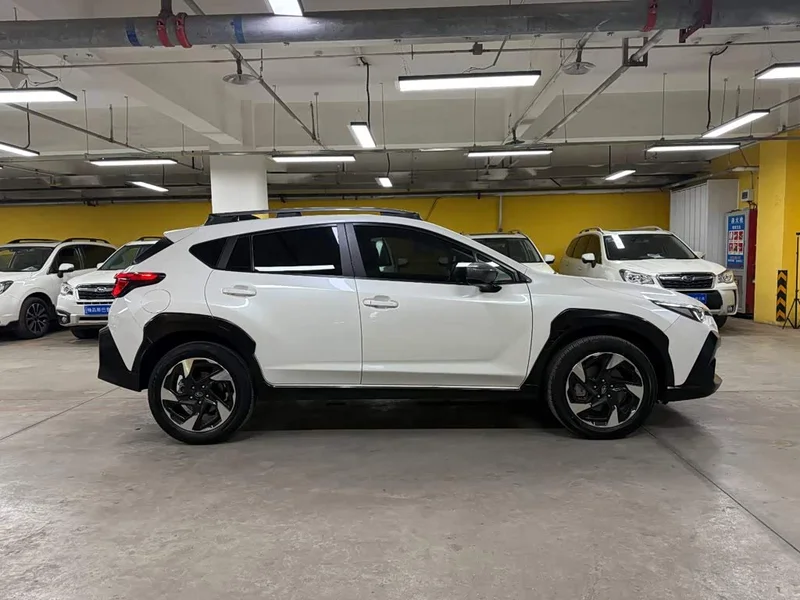 Subaru Crosstrek — фото 5