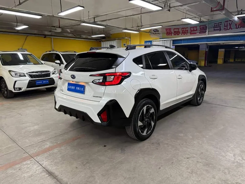 Subaru Crosstrek — фото 8