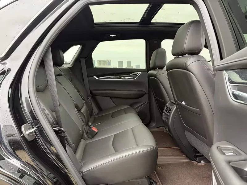 Cadillac XT5 — фото 14