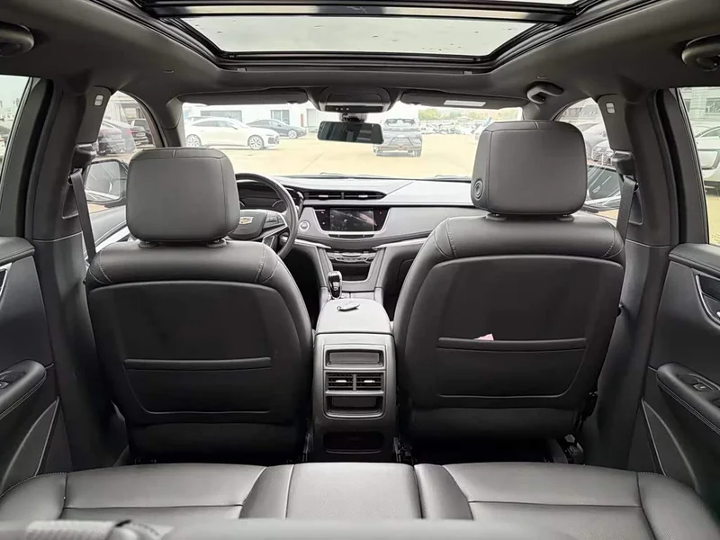 Cadillac XT5 — фото 27