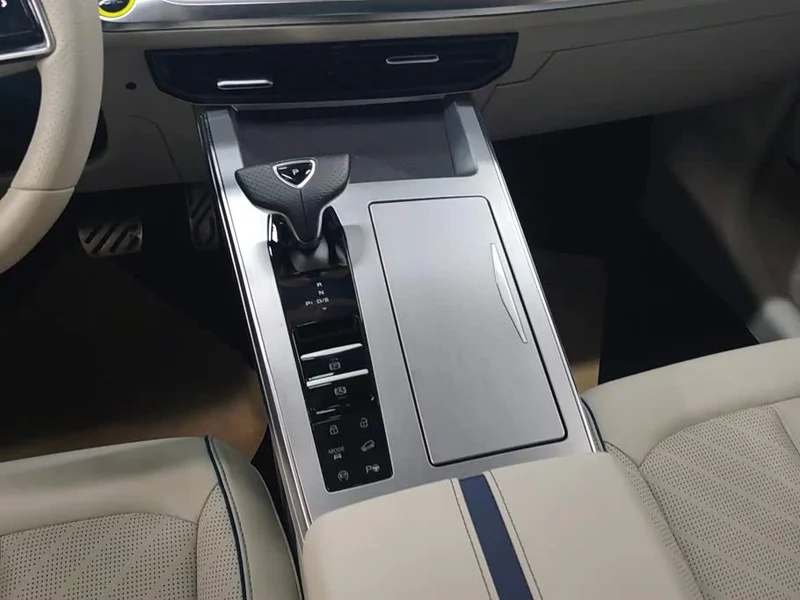 BYD Seal U — фото 16