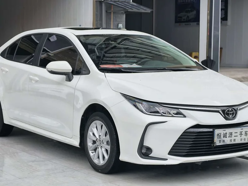 Toyota Corolla — фото 3