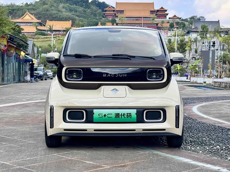 Baojun KiWi EV — фото 1