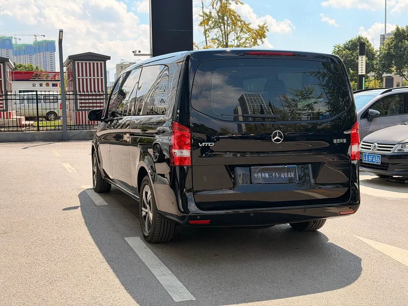 Mercedes-Benz Vito — фото 10