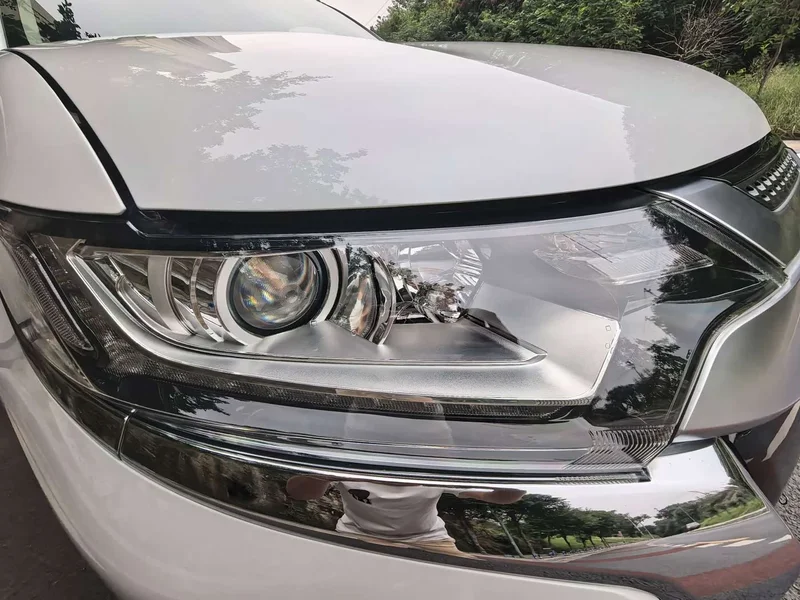 Mitsubishi Outlander — фото 13