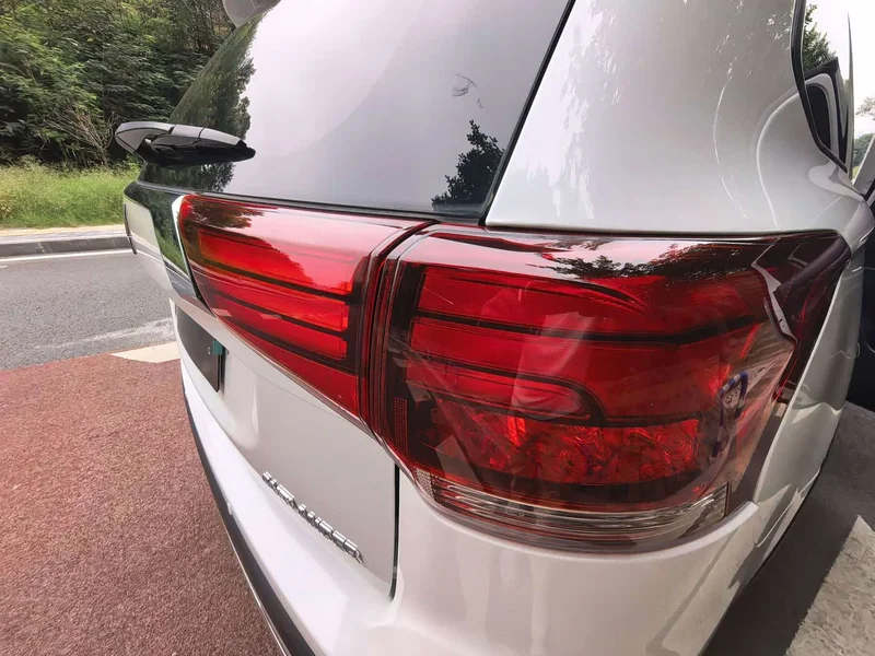 Mitsubishi Outlander — фото 14