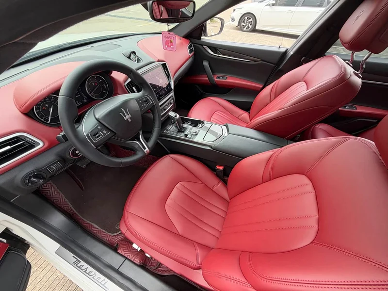 Maserati Ghibli — фото 8