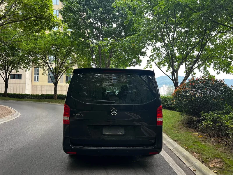 Mercedes-Benz Vito — фото 12