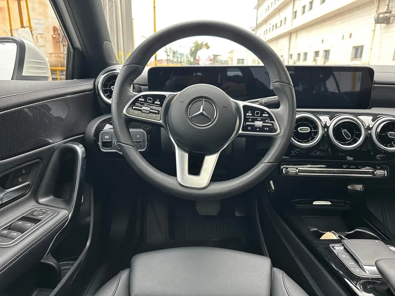 Mercedes-Benz A-Class — фото 10