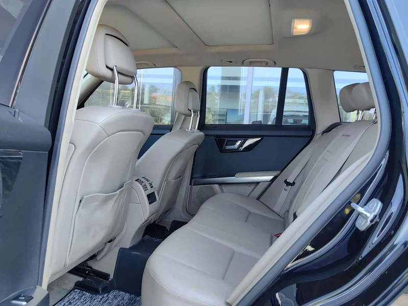 Mercedes-Benz GLK-Class (Imported) — фото 10