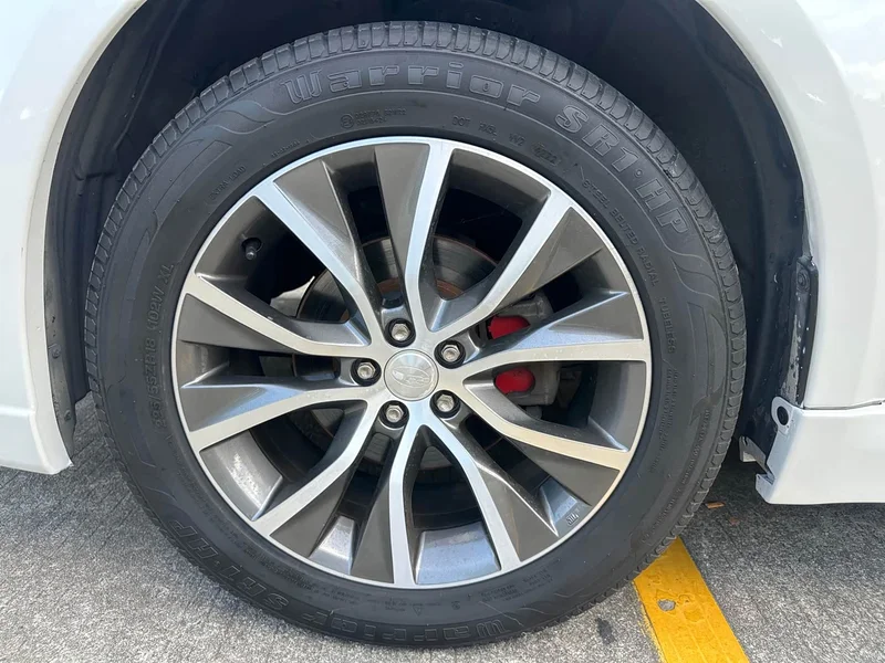 Subaru Legacy — фото 9