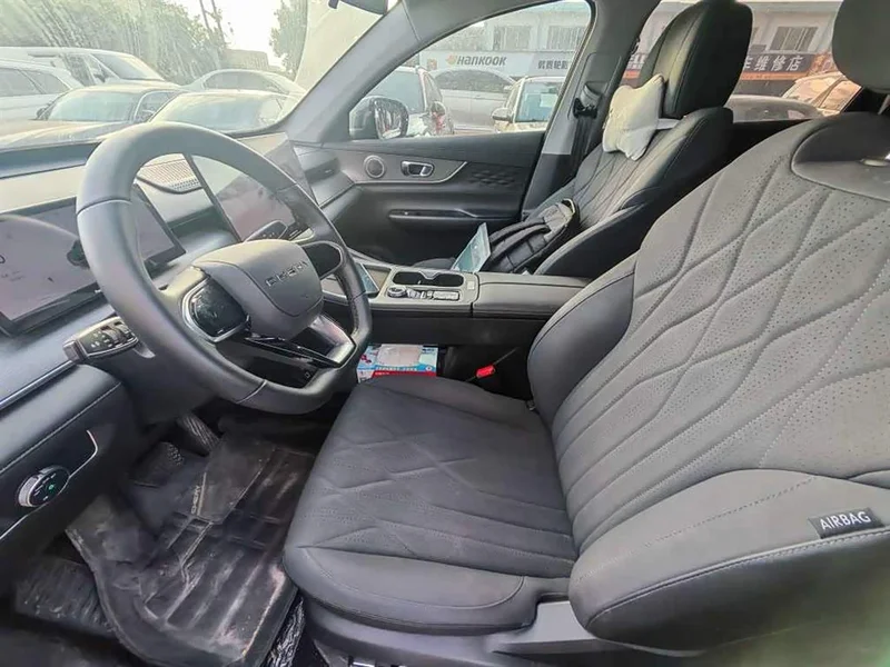 Chery Tiggo 8 Plus — фото 7