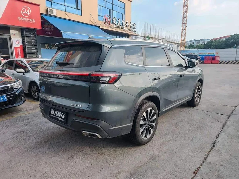 Chery Tiggo 8 Plus — фото 8