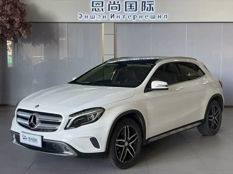 Mercedes-Benz GLA — фото 1