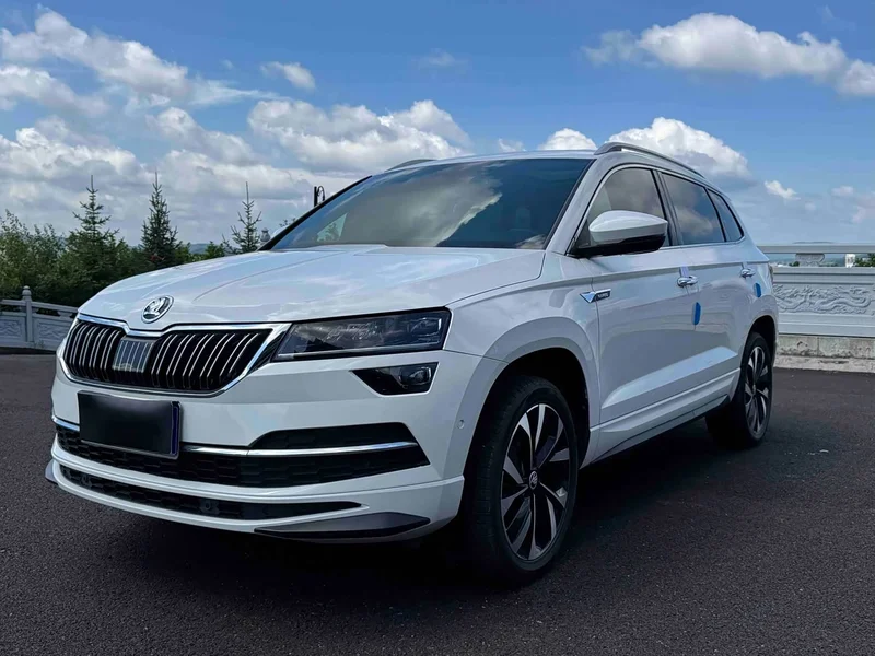 Skoda Karoq — фото 1