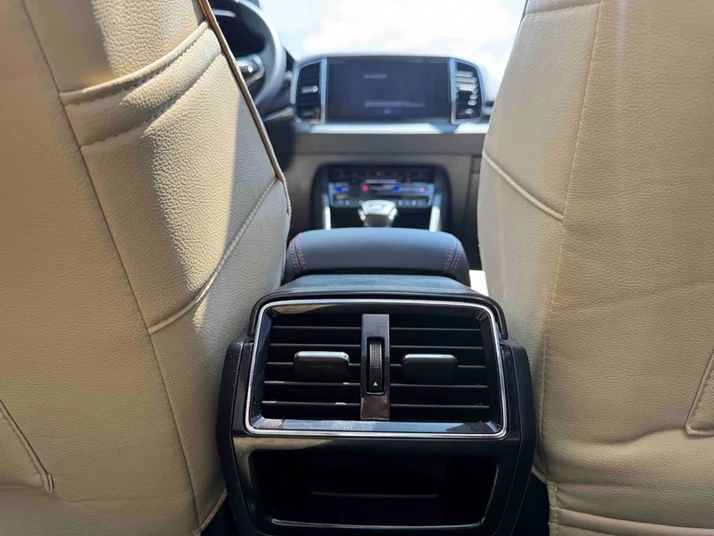 Skoda Karoq — фото 18