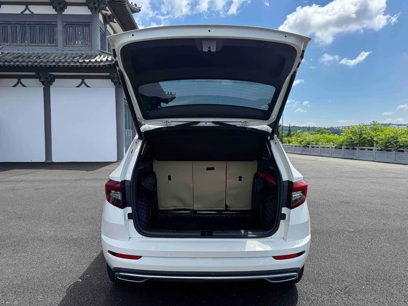 Skoda Karoq — фото 20