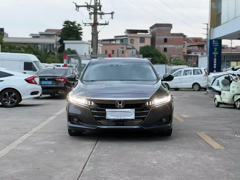 Honda Accord — фото 2