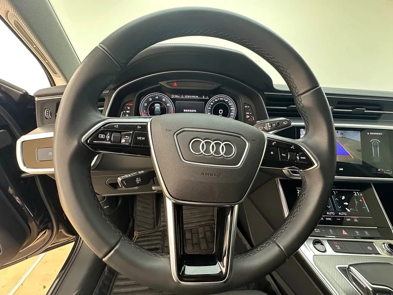 Audi A6 — фото 14