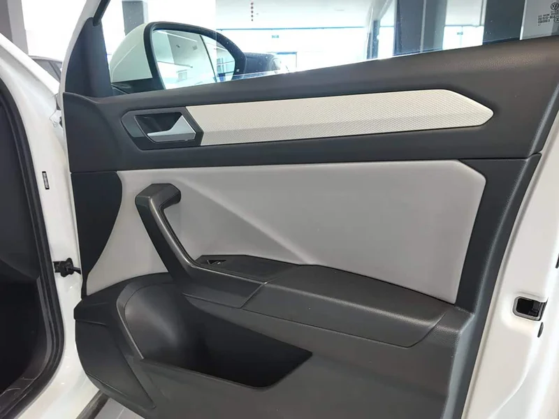 Volkswagen T-ROC Tange — фото 8