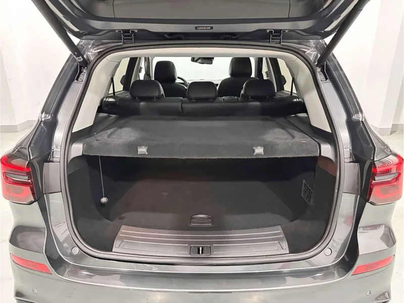 Roewe RX5 New Energy — фото 13