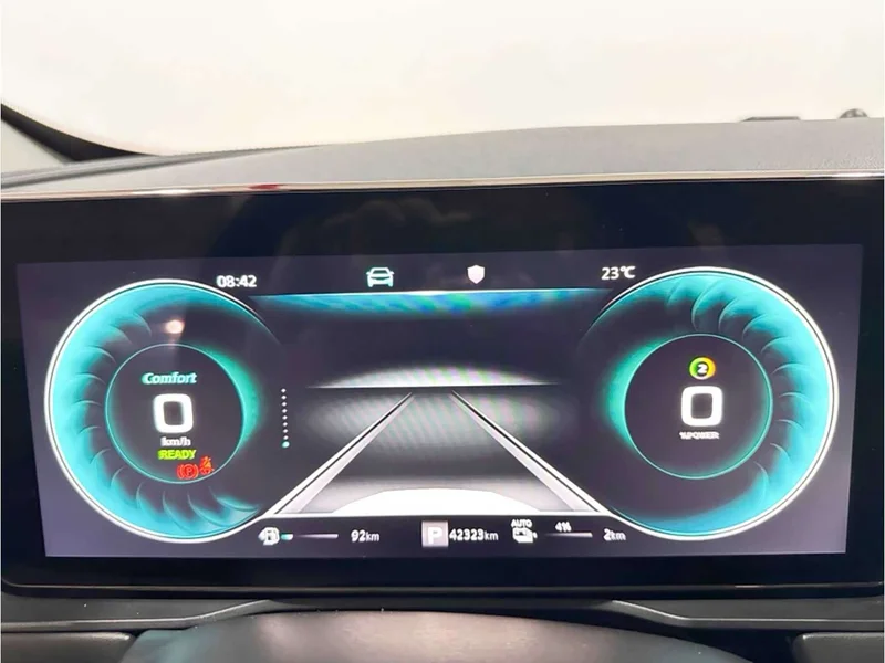Roewe RX5 New Energy — фото 9