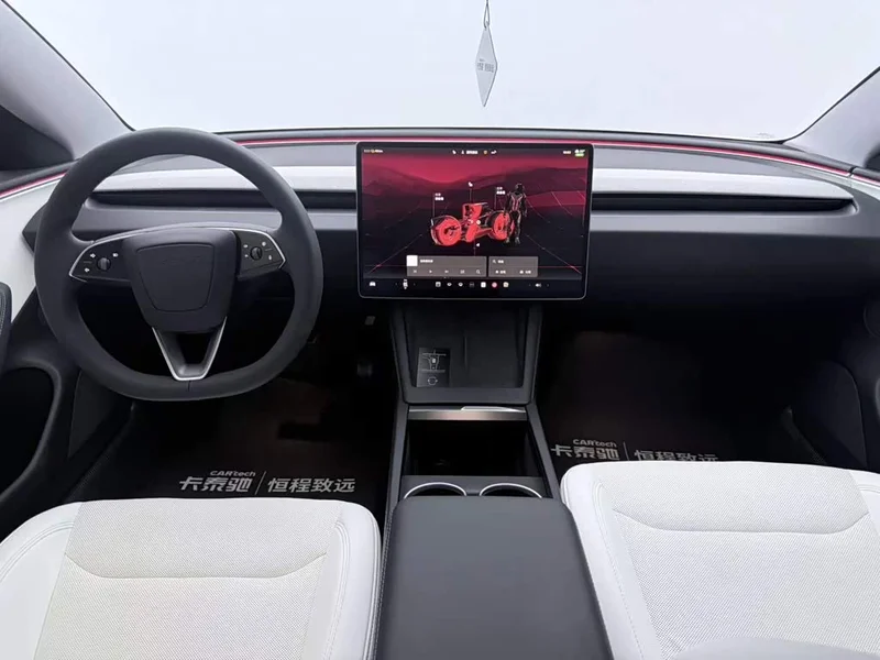 Tesla Model 3 — фото 13
