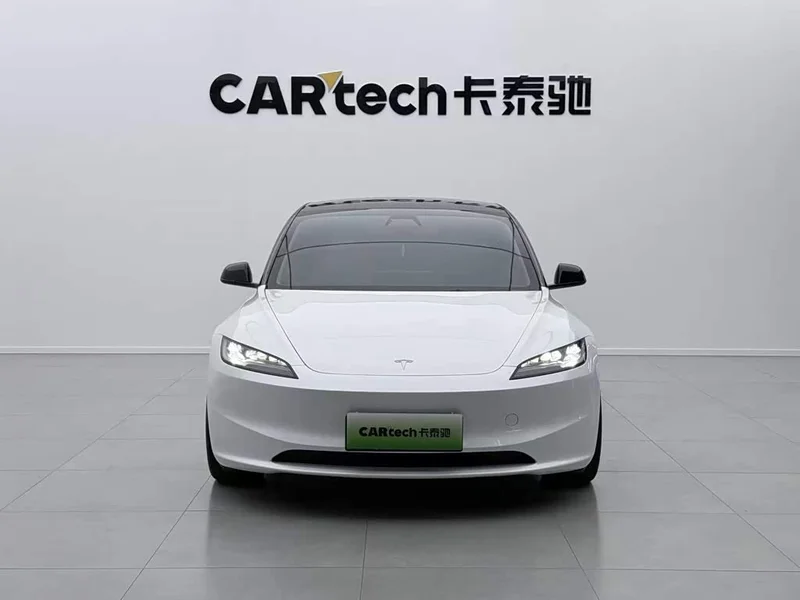 Tesla Model 3 — фото 2